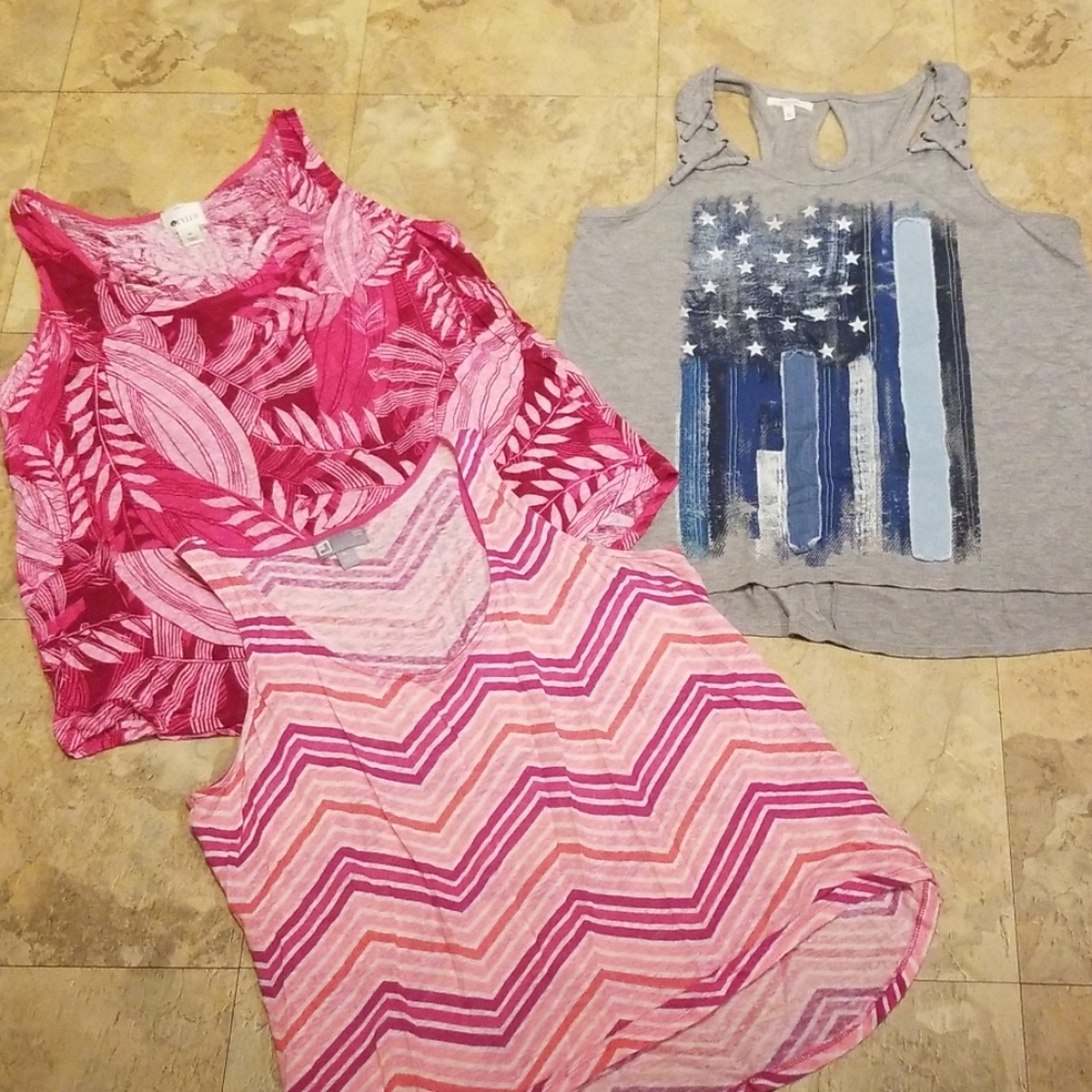 3 tank tops. XL.Maurices and Stylus brands.